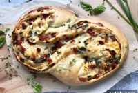 Mediterranean Sun-Dried Tomato Pane Bianco