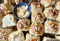 Fluffy Honey Milk Anytime Rolls