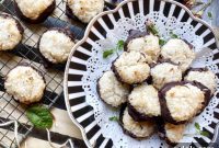 Elsa Chocolate Macaroon Delight