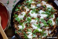 Creamy One-Pan Pasta with Ricotta Artichokes and Mushrooms