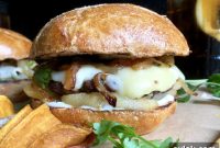 Golden Apple Camembert Burger