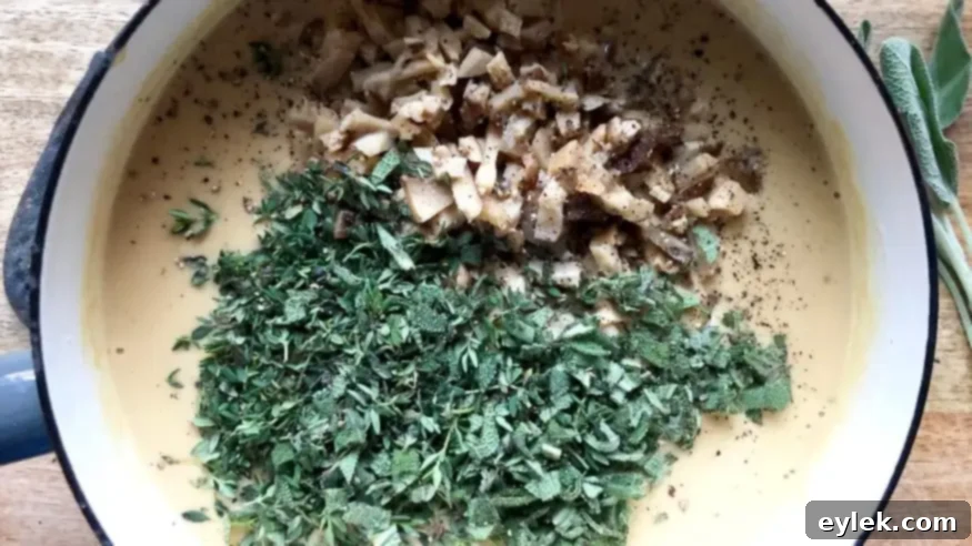 vegetarian mushroom herb gravy