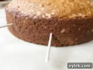 Cutting cake layers with toothpicks