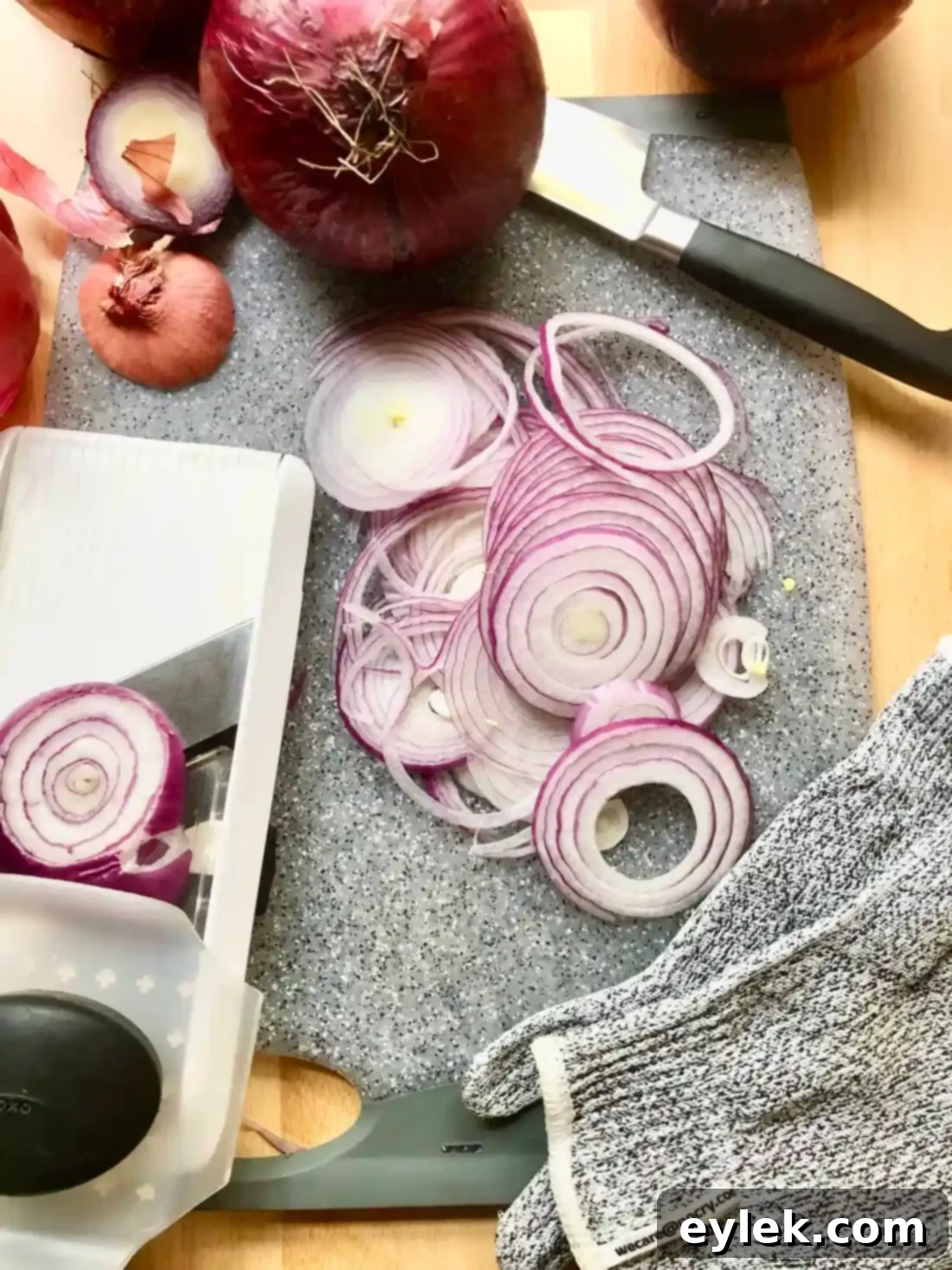 sweet & sour pickled onions