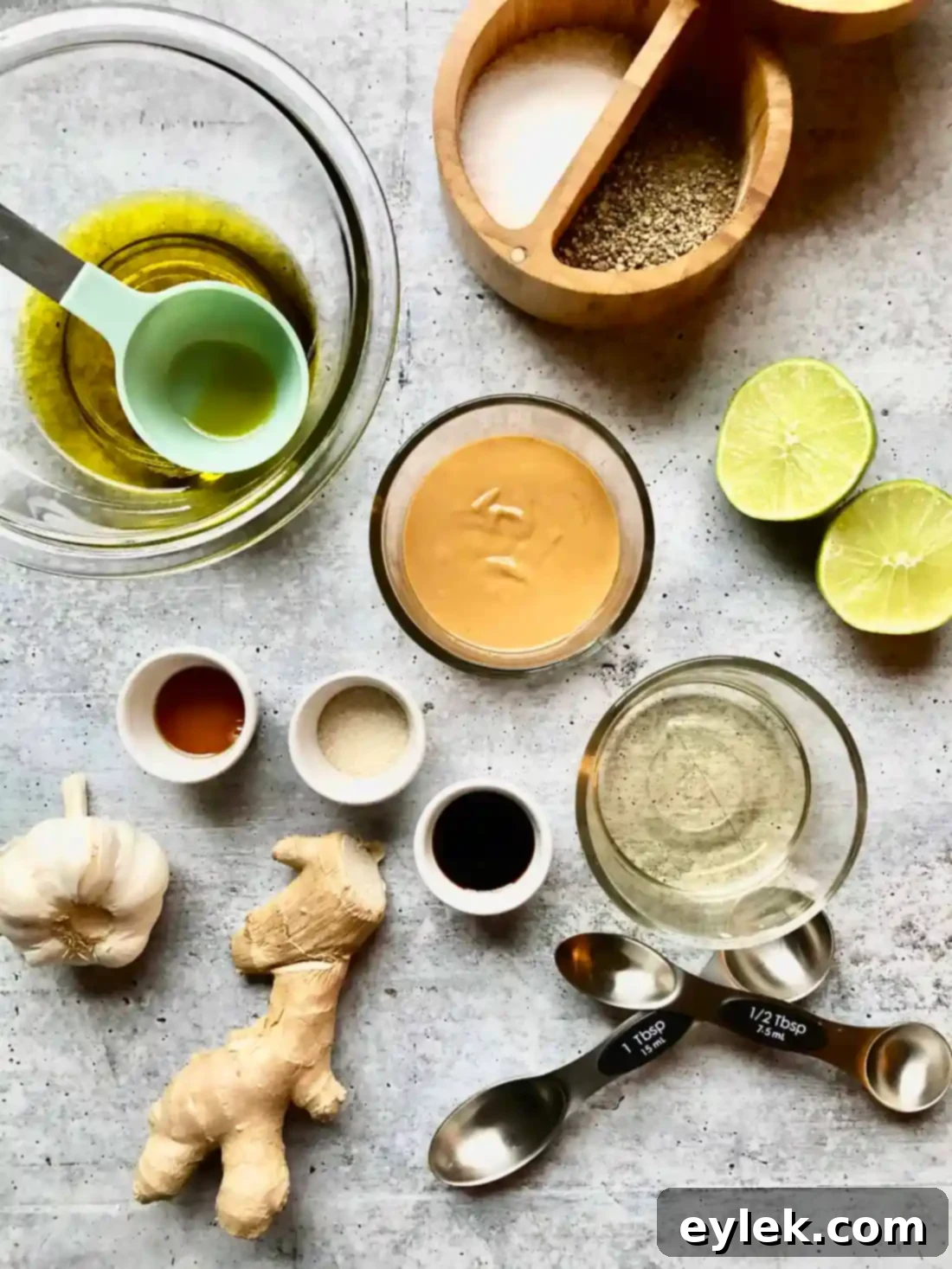 Creamy Homemade Peanut Vinaigrette