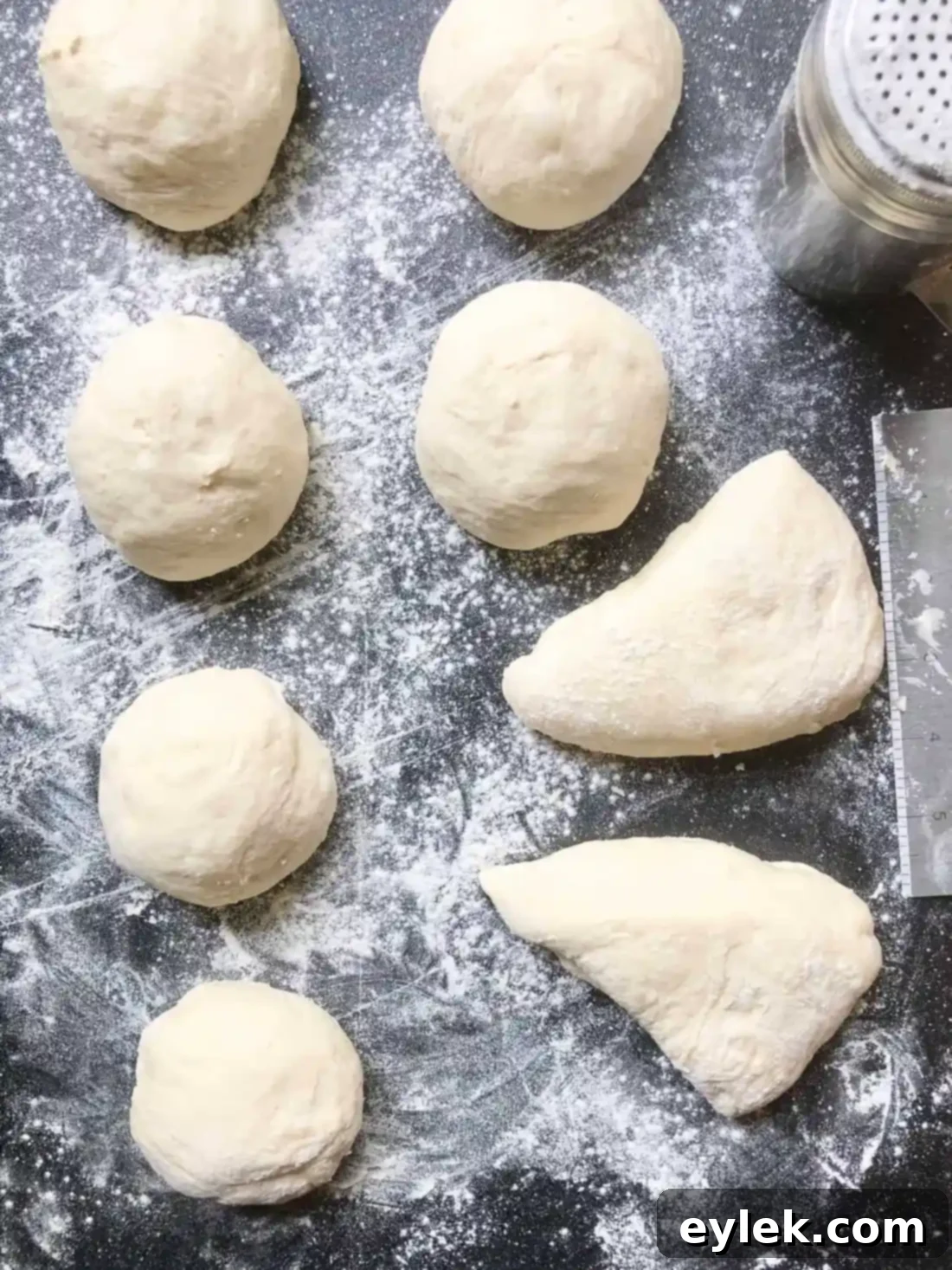 Fluffy Homemade Pita Bread