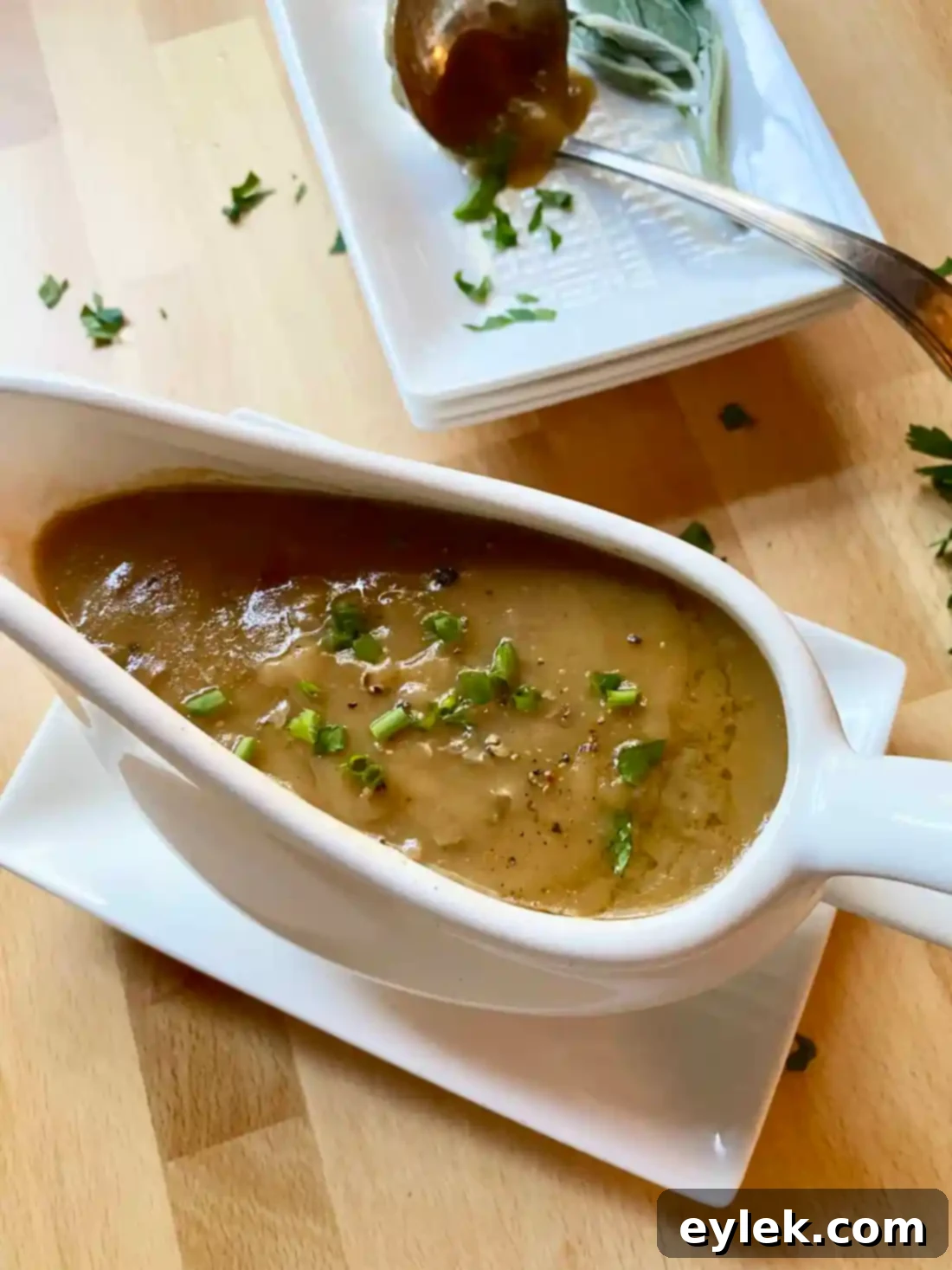 brandy & cider pan gravy
