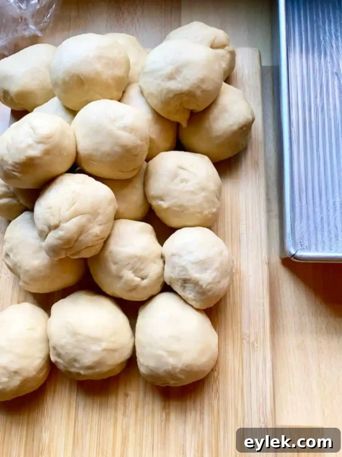 Shaping dough into balls