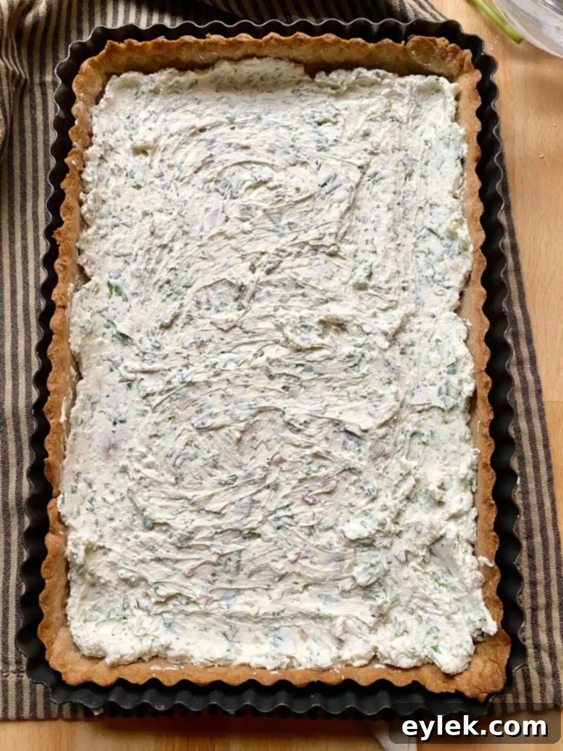 Creamy cheese spread on tart crust