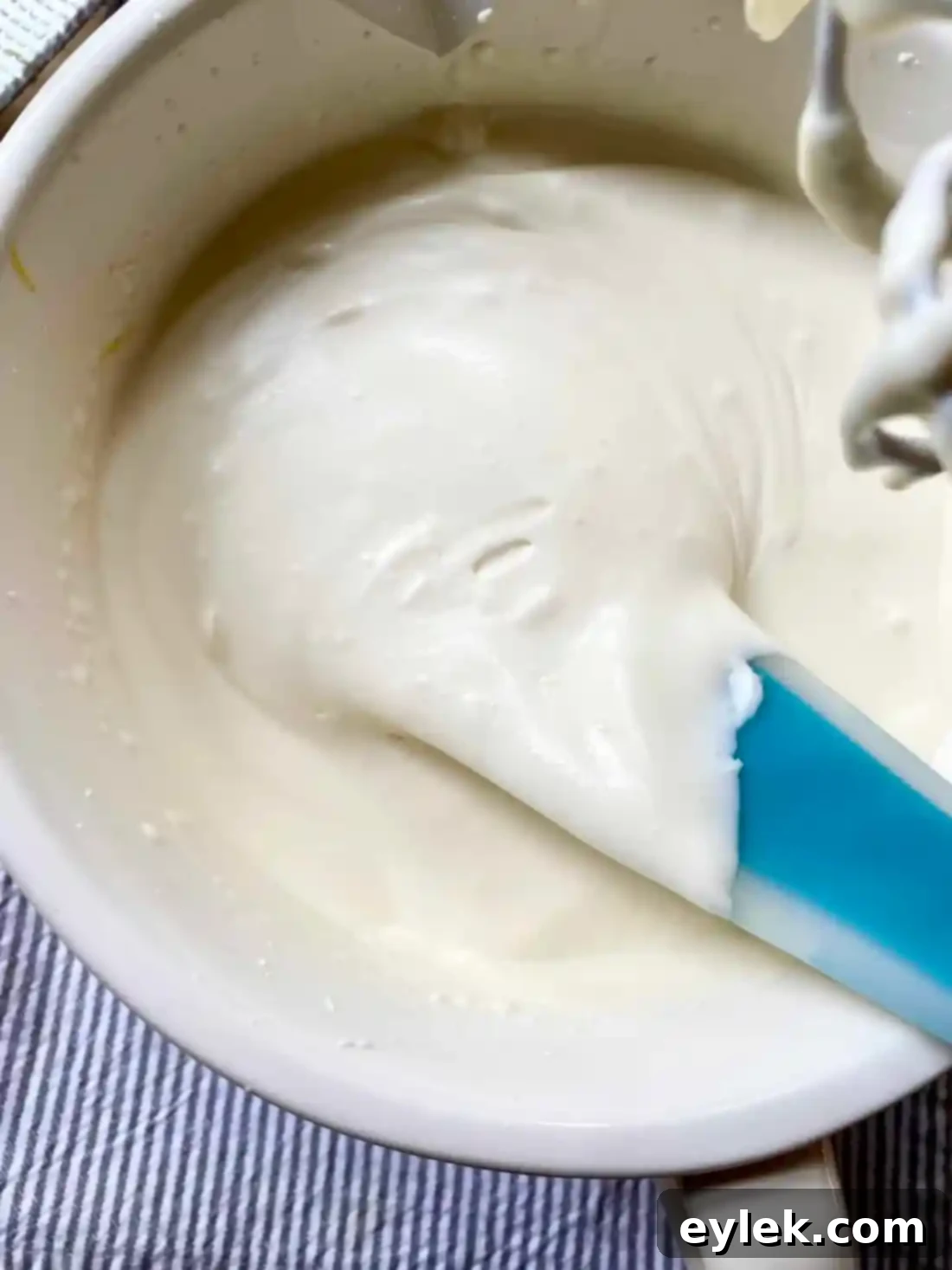 Creamy ice cream base mixture