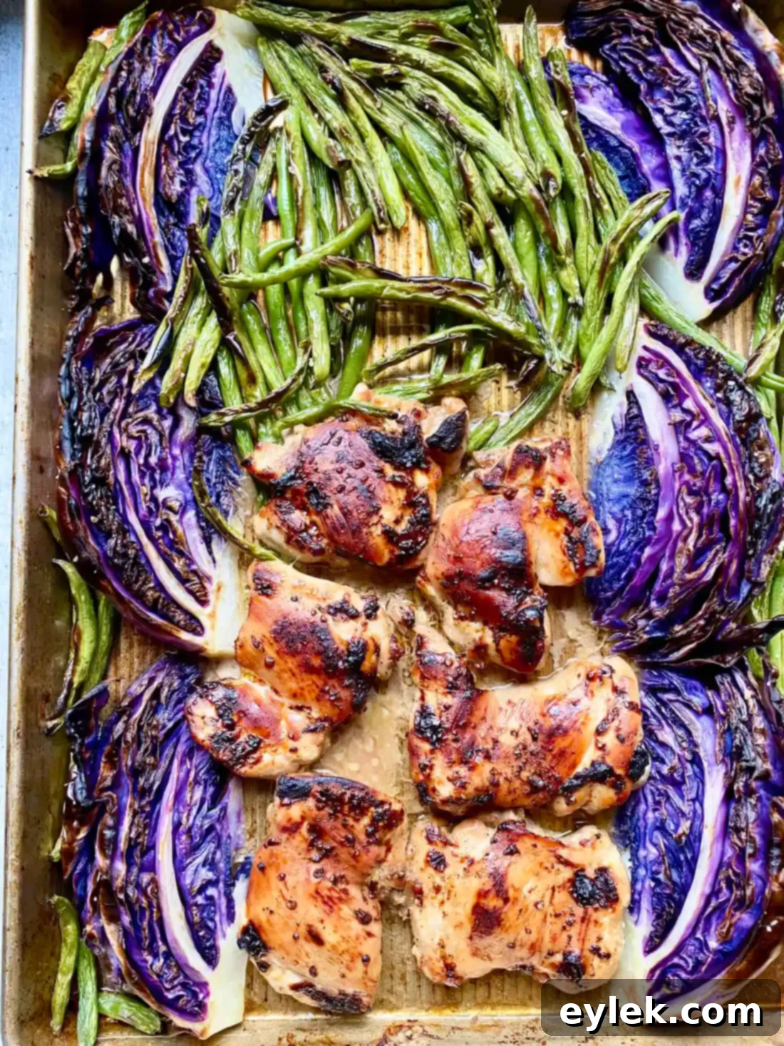 Crispy Sesame Chicken and Cabbage Salad 6 Roasted chicken, cabbage, and green beans