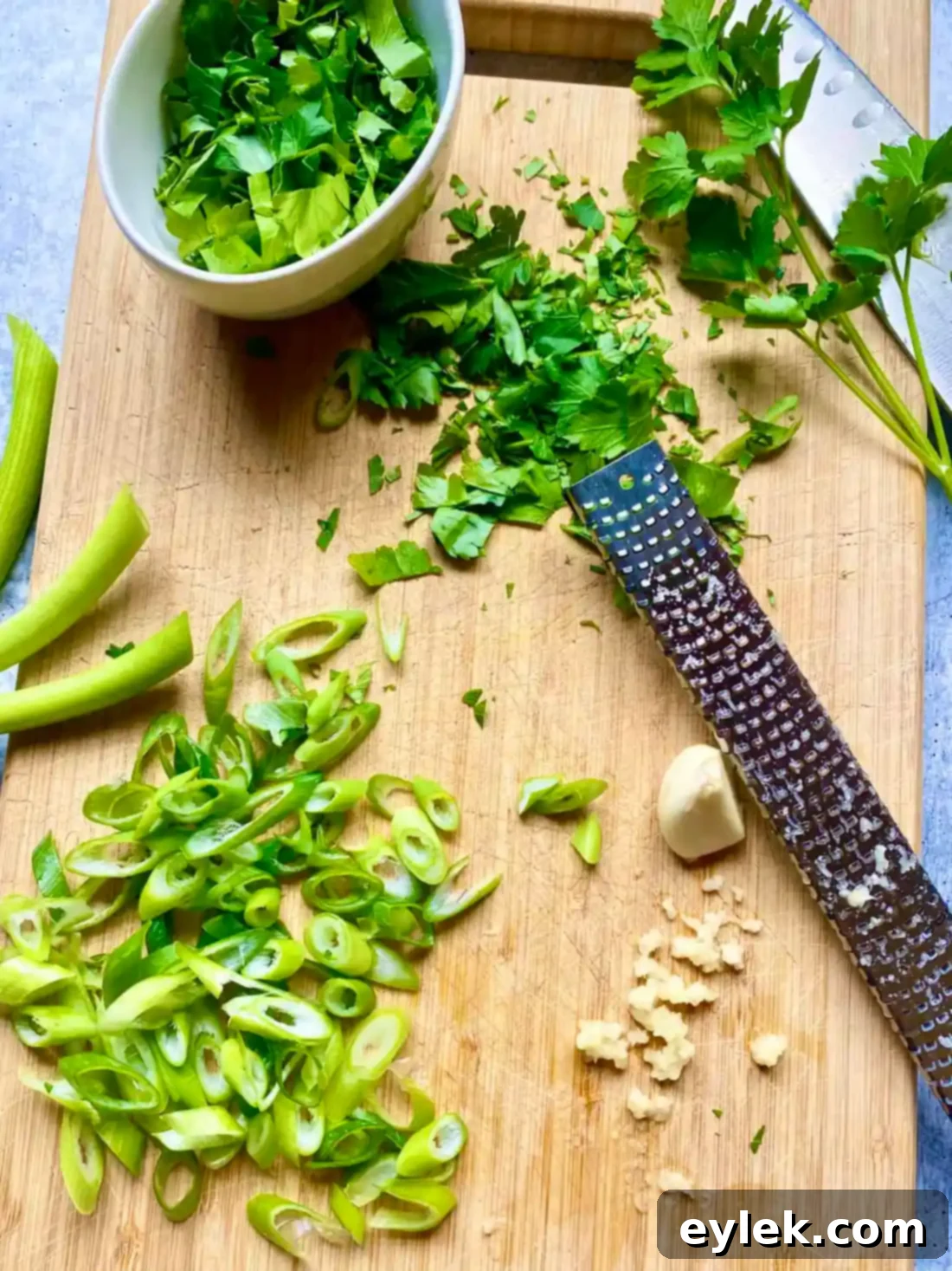 Crispy Sesame Chicken and Cabbage Salad 7 Fresh scallions and parsley for salad