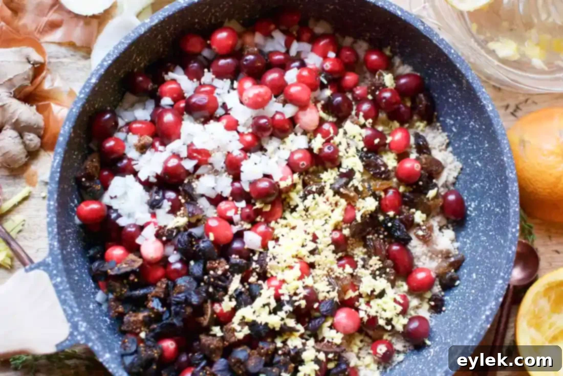 gingered cranberry fig chutney