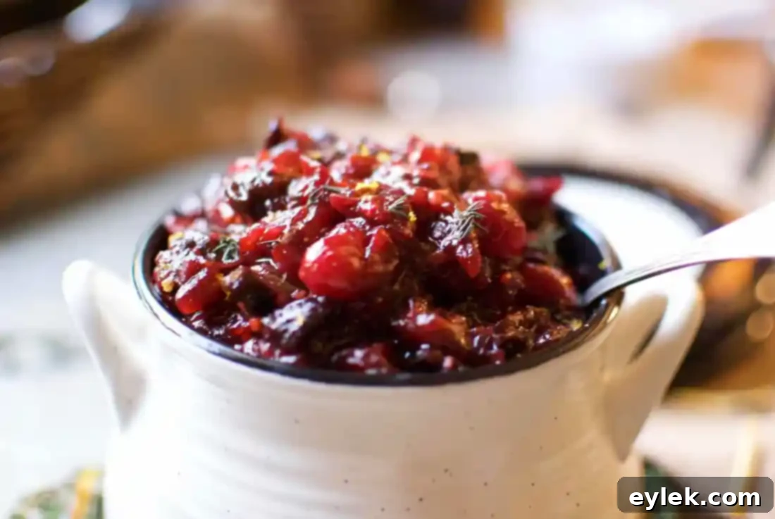 gingered cranberry fig chutney