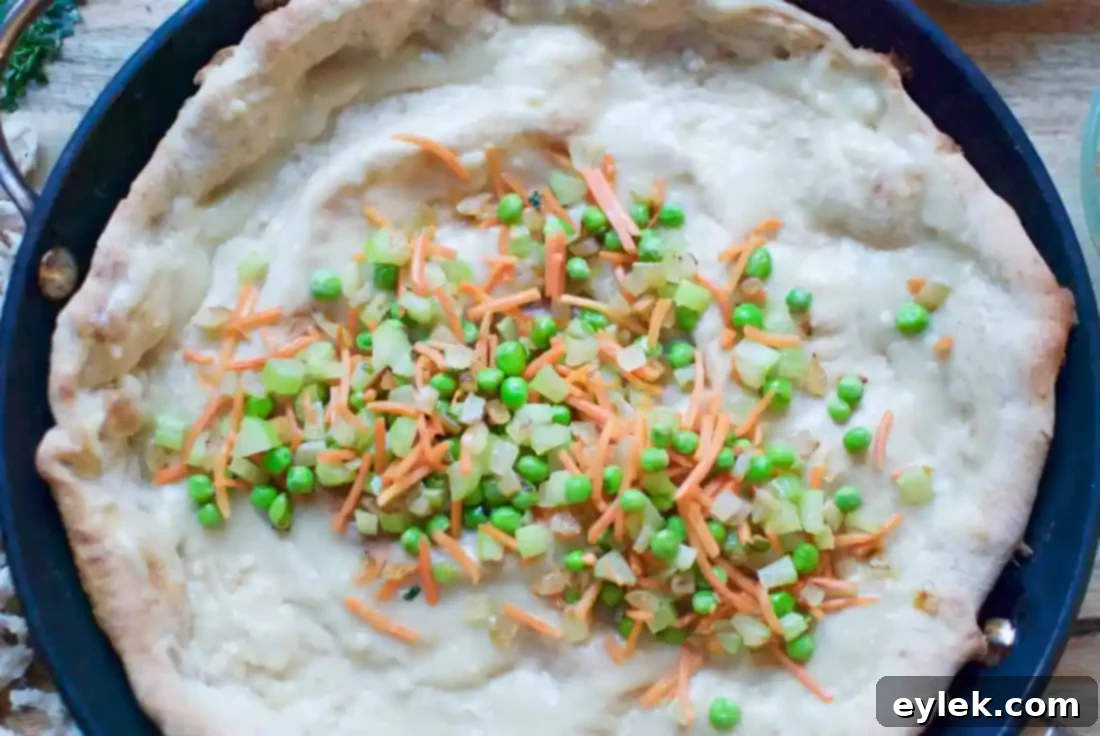 chicken potpie skillet pizza