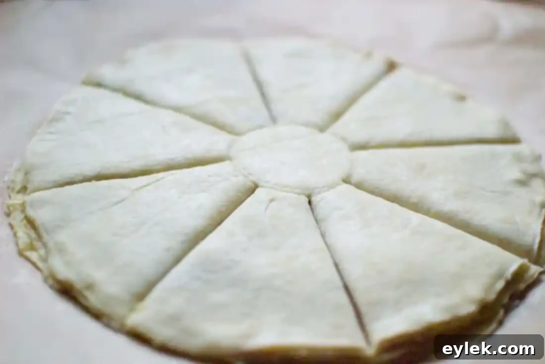Cutting the dough into wedges for star shape