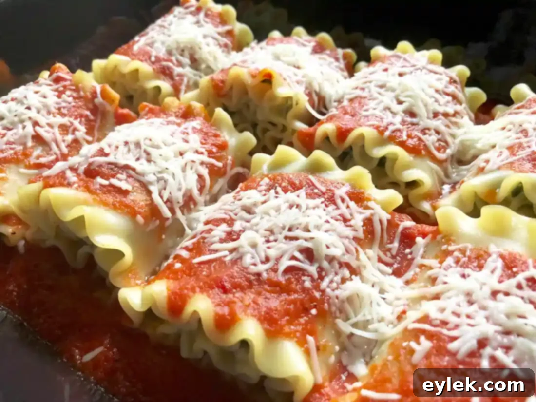 lasagna rolls with roasted red pepper sauce