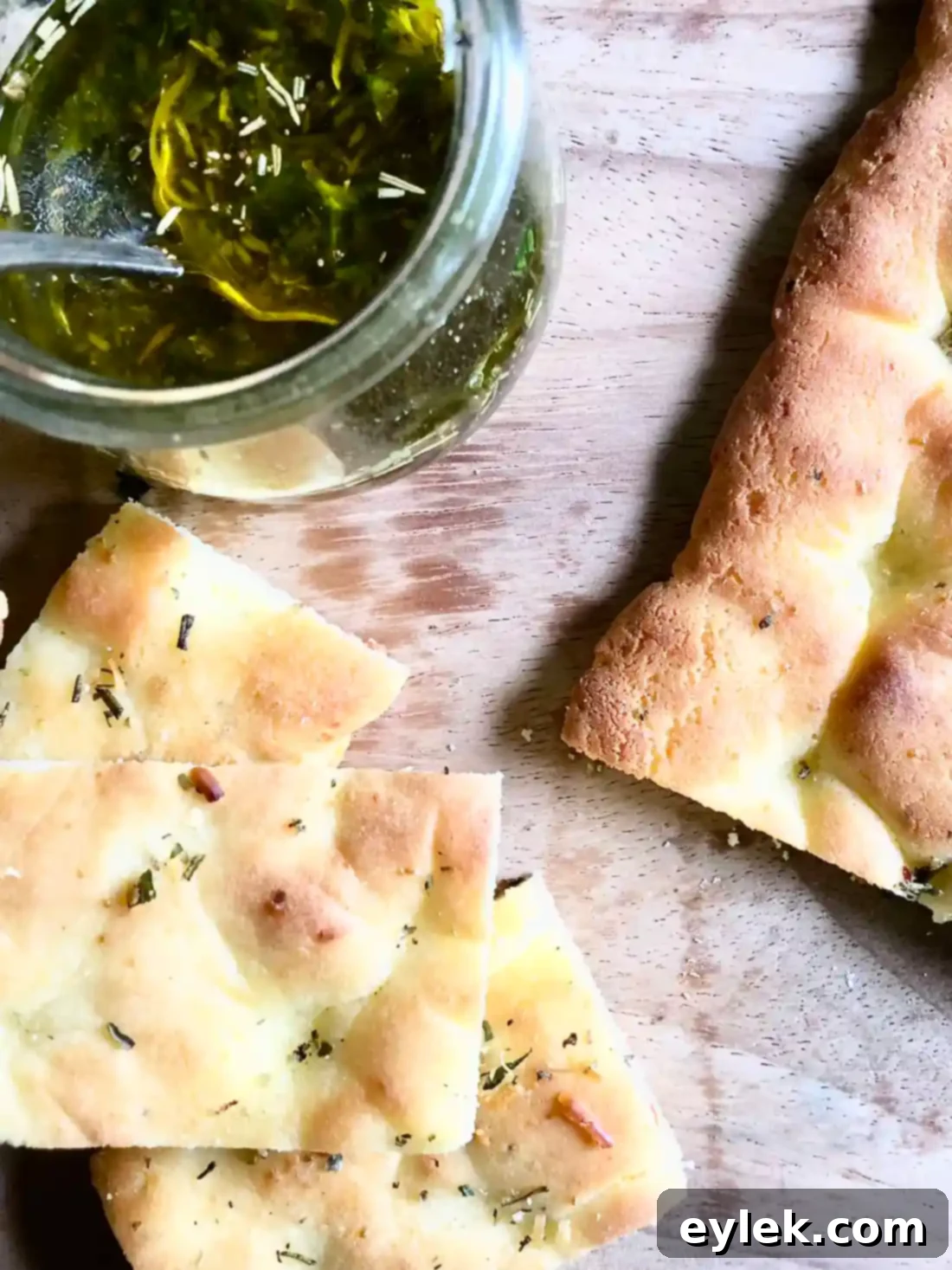Low-Carb Focaccia with Dipping Sauce