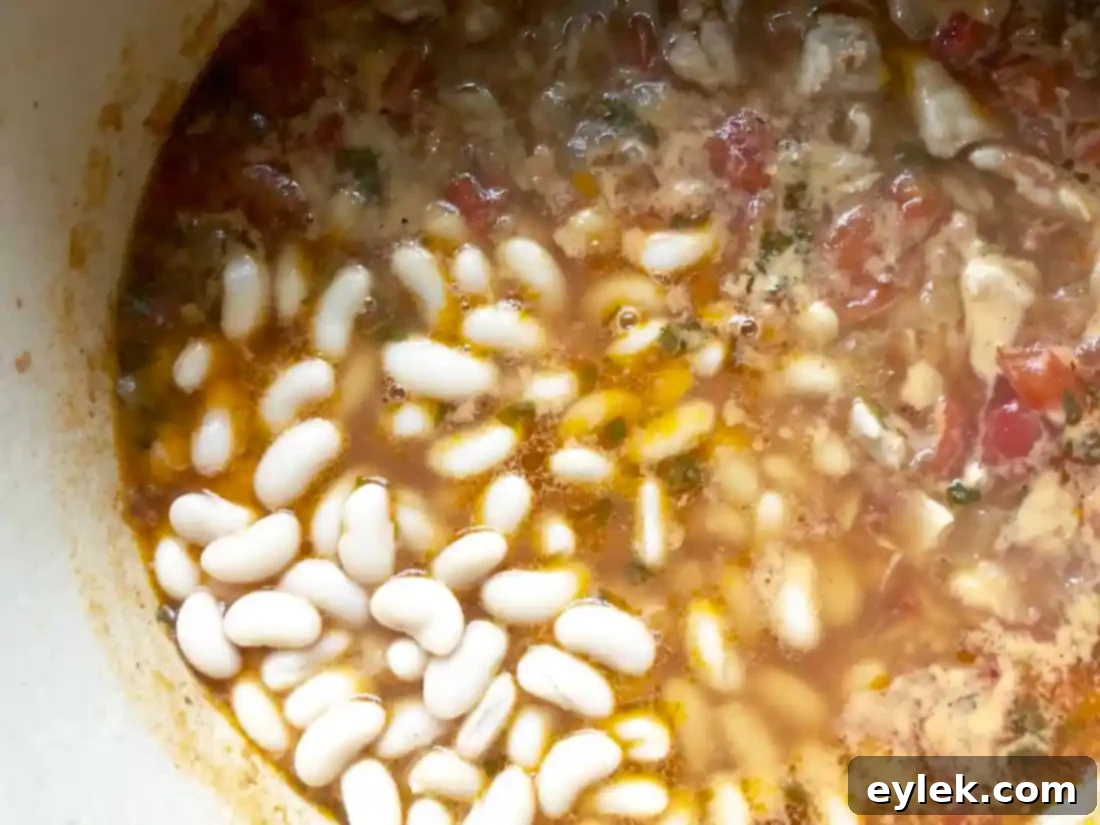Finished Tuscan Chicken & White Bean Soup in the pot