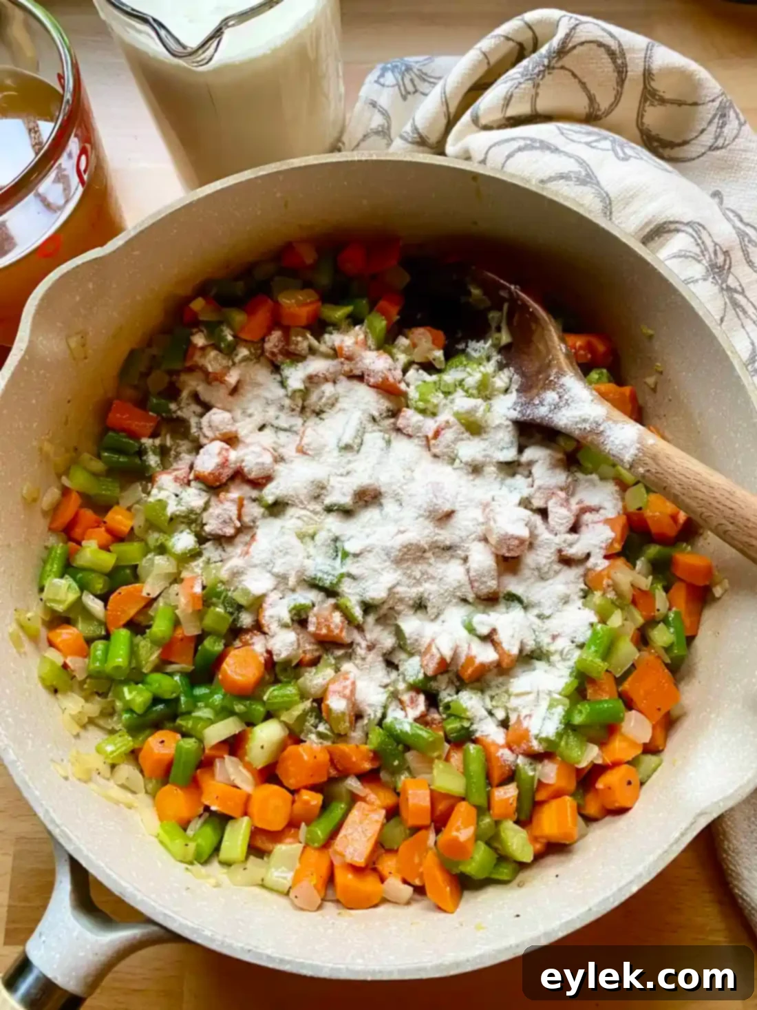 Hearty Chicken Potpie Noodle Bake 6 Chicken Potpie Noodle Bake