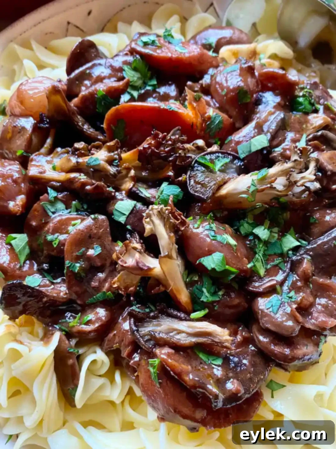 Rich and Flavorful Mushroom Burgundy
Rich & Flavorful Mushroom Bourguignon - A Hearty Vegan Delight 2 Rich & Flavorful Mushroom Bourguignon