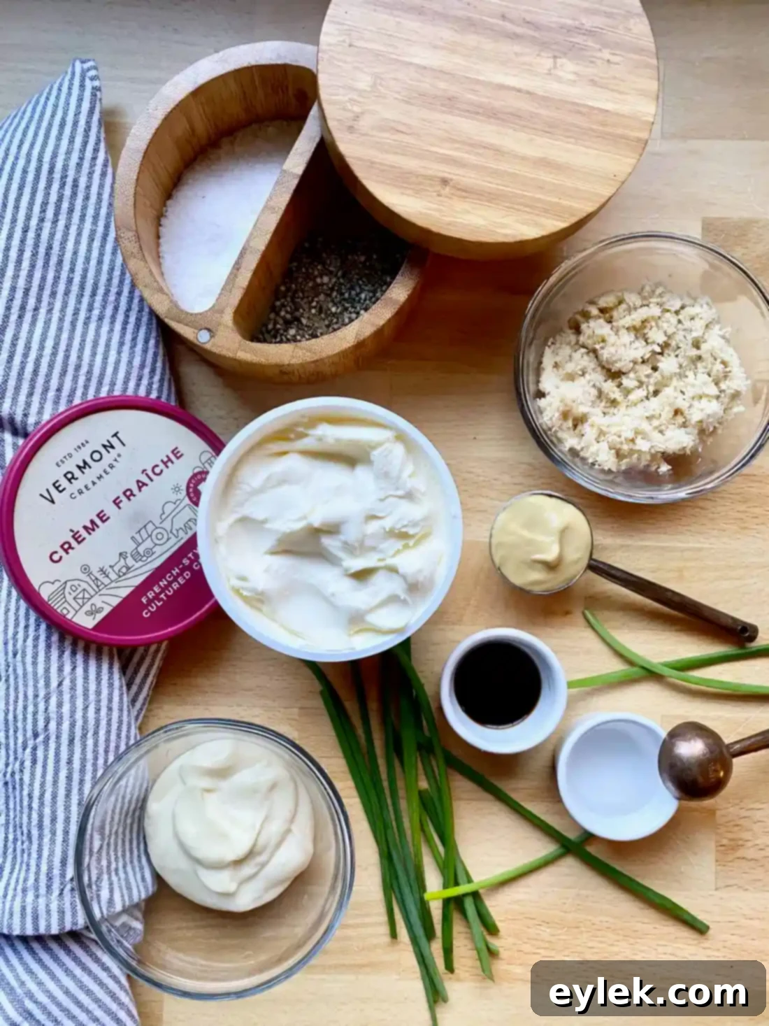 Creamy Horseradish Delight 2 Classic Horseradish Dip & Spread Ingredients