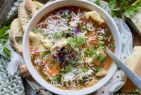 Chicken and Spinach Tortellini Soup Recipe