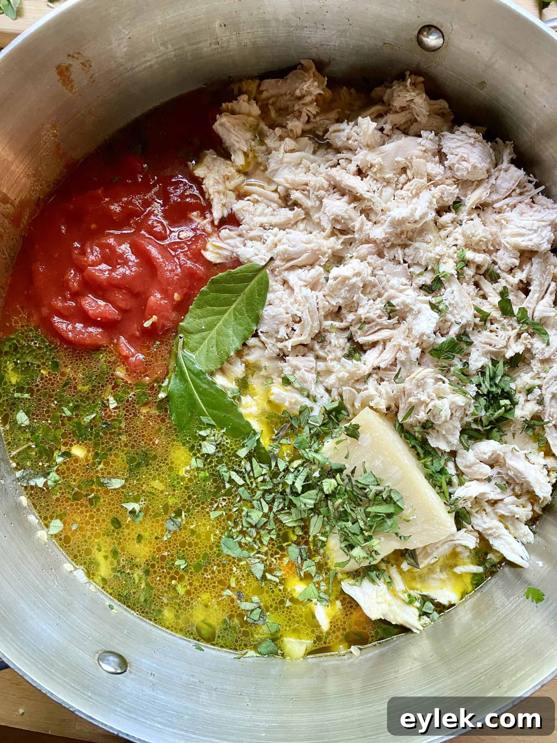 Chicken and Spinach Tortellini Soup Recipe 7 Tortellini Soup with Chicken & Spinach