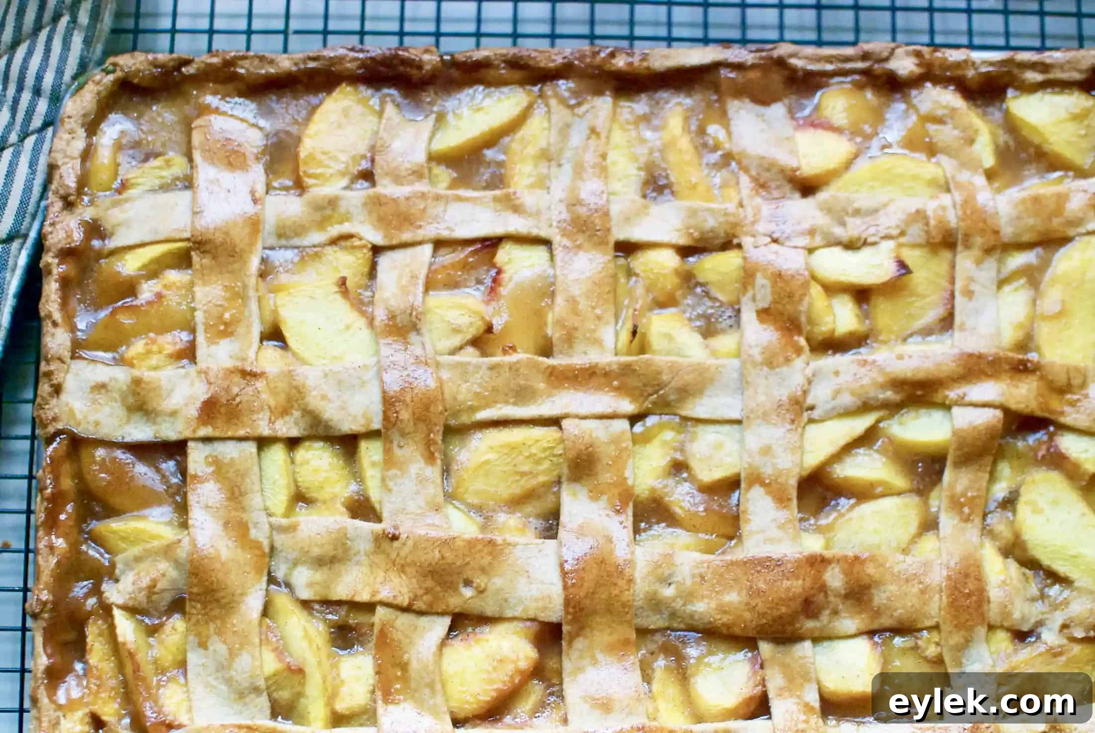 Peach & Vanilla Slab Pie